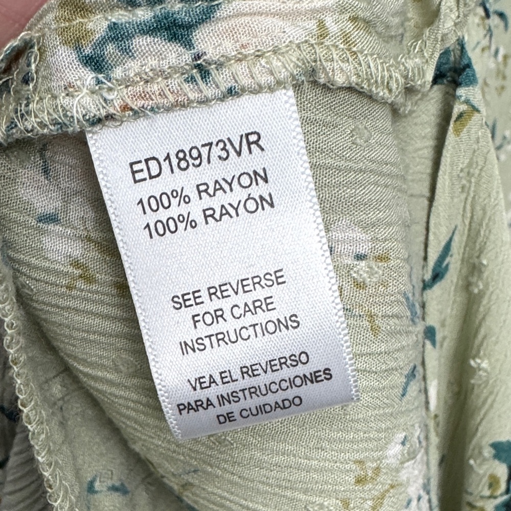 Floral Green Button-Up Dress - Picture 7 of 10
